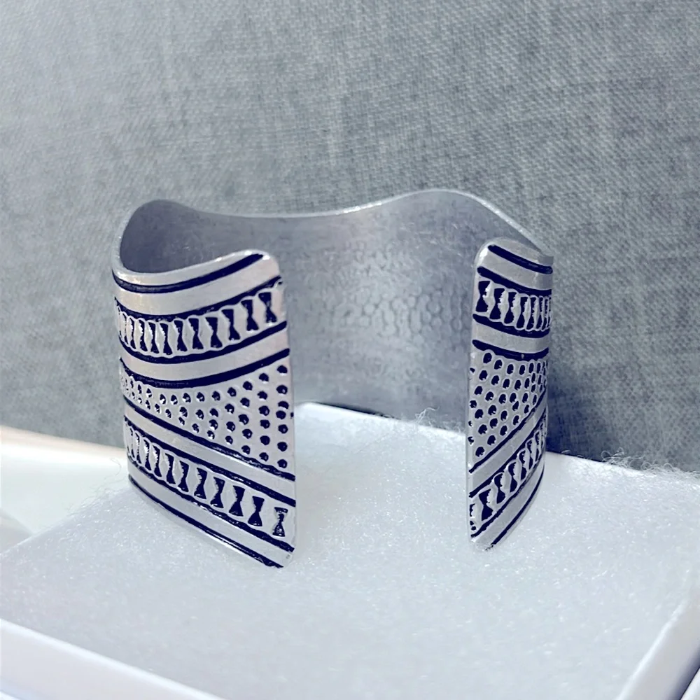 Native American Hopi Silver Overlay Cuff Bracelet - Picture 3 of 8